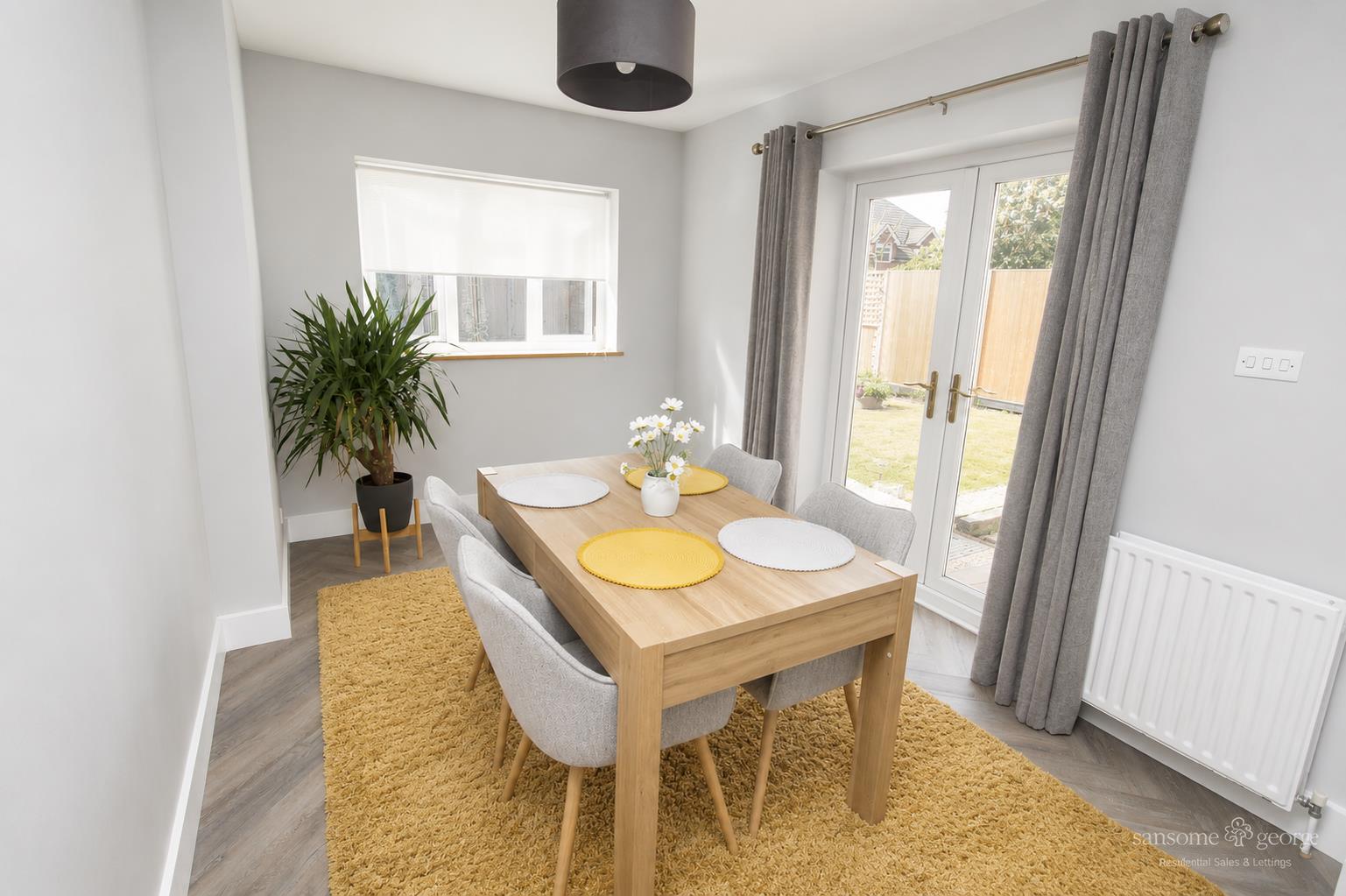 Beverley Road, Tilehurst, Reading